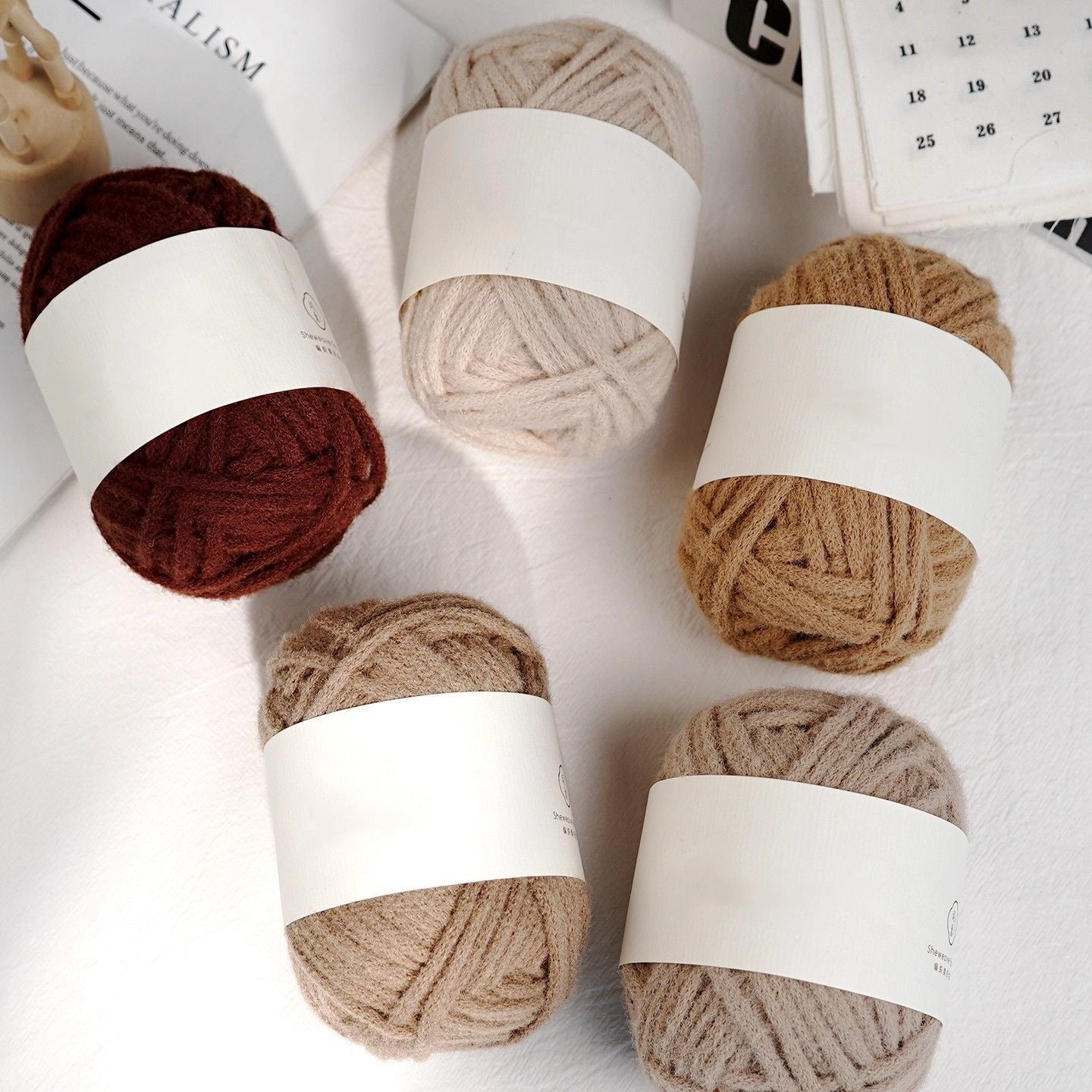 Crochet yarn skin-friendly glutinous rice yarn hand-crocheted soft glutinous wool ball cloud soft line mousse special yarn material