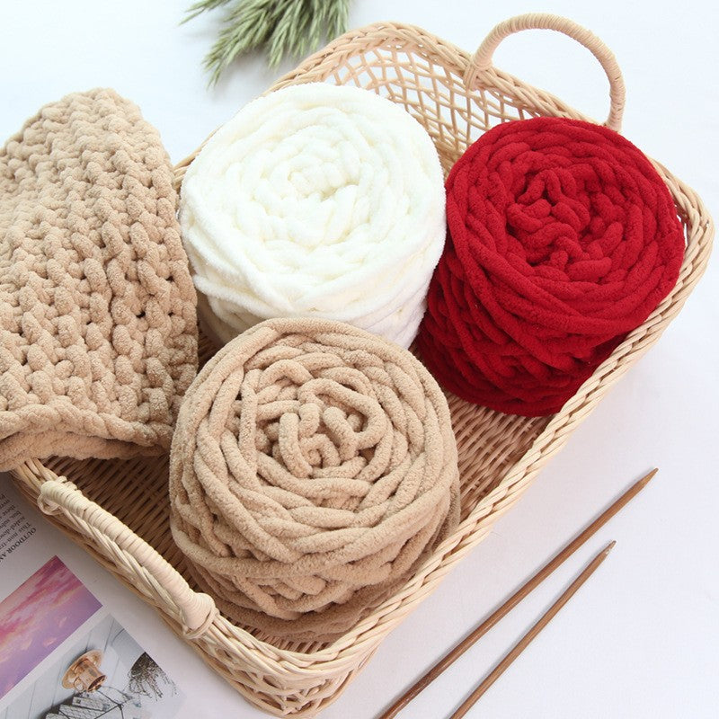 Chenille yarn Single strand crochet ice cream yarn, shoe yarn, hand-knitted carpet yarn, chunky yarn, sweater and scarf yarn