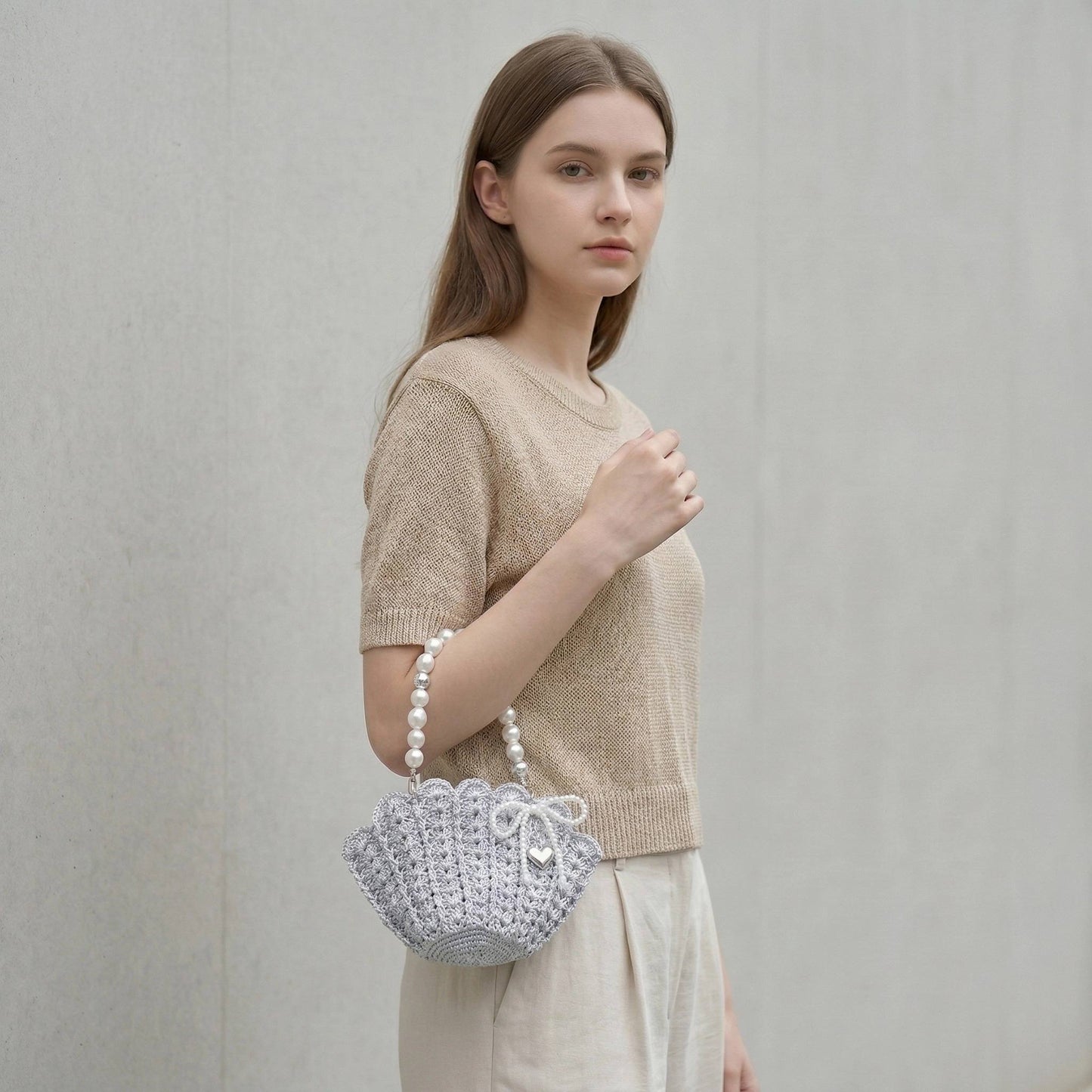 Crochet Bag Shimmering core-spun yarn, DIY kit for making a seashell-shaped bag (handbag, shoulder bag, crossbody bag), crochet kit