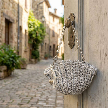 Crochet Bag Shimmering core-spun yarn, DIY kit for making a seashell-shaped bag (handbag, shoulder bag, crossbody bag), crochet kit