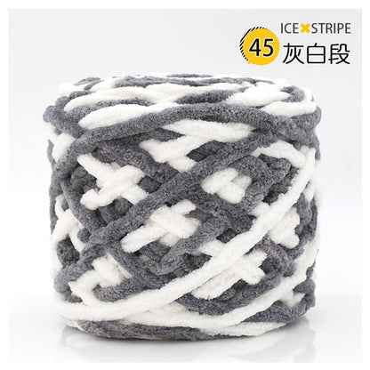 Chenille yarn Single strand crochet ice cream yarn, shoe yarn, hand-knitted carpet yarn, chunky yarn, sweater and scarf yarn