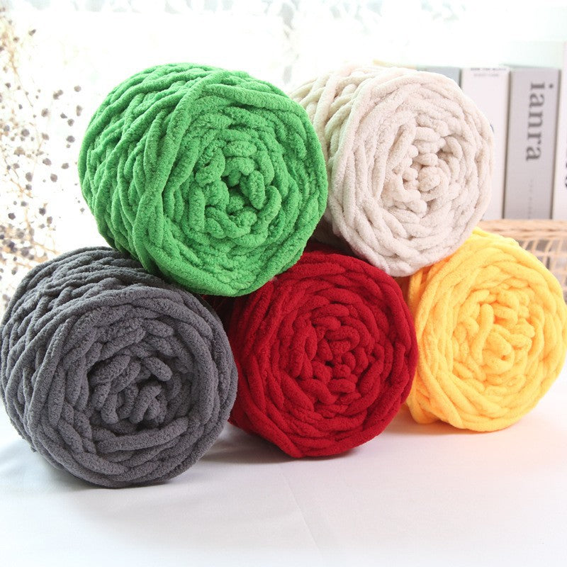 Chenille yarn Single strand crochet ice cream yarn, shoe yarn, hand-knitted carpet yarn, chunky yarn, sweater and scarf yarn